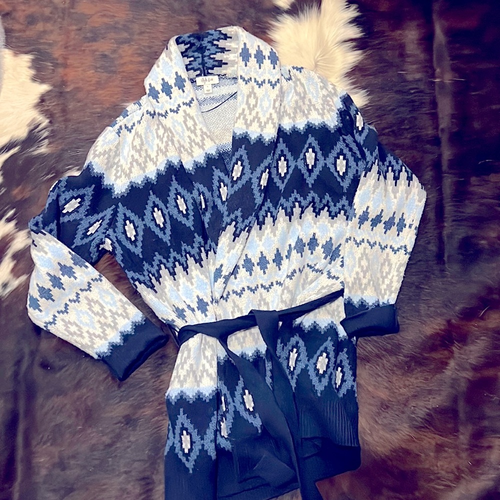 Style and Co tie waist sweater, Aztec print L
